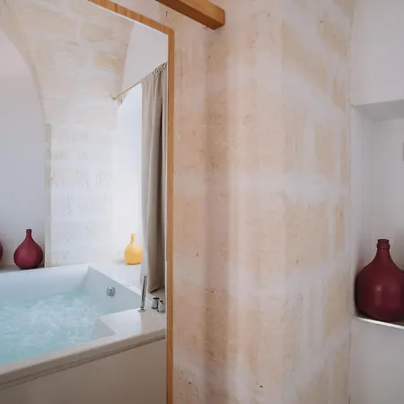 Cavae - Le Stanze Массафра