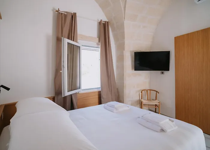 Cavae - Le Stanze Массафра