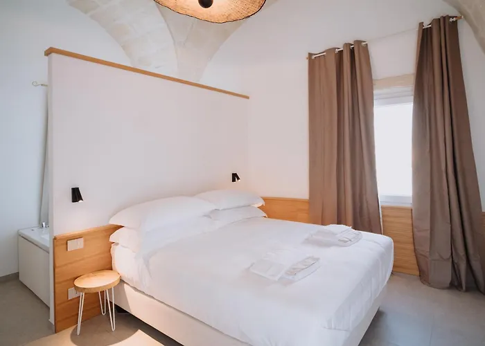 Cavae - Le Stanze Массафра